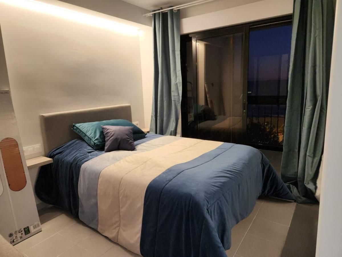 Moderno Apartamento Colon Con Vistas Al Mar 칼페 외부 사진